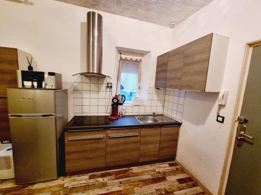 Rue Croutelle Rez De Chaussee Proche Du Centre Ρενς Εξωτερικό φωτογραφία